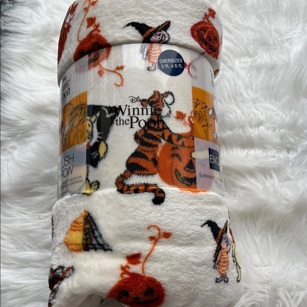 🆕 Disney Winnie The Pooh Plush Throw Blanket Oversized 5’ x 6’